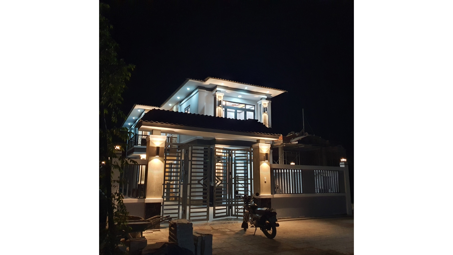 Thi công Nhà Chú Ẩn